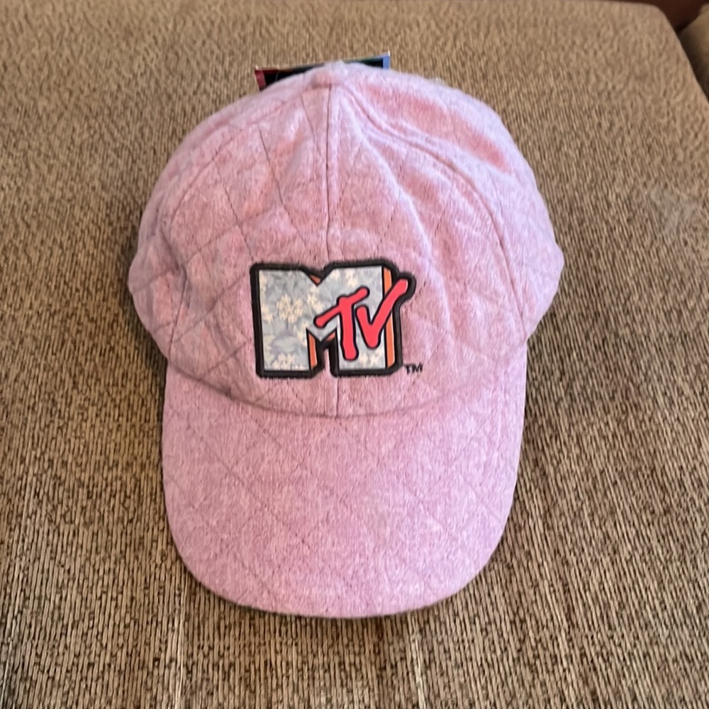 MTV Logo NWT Quilted Cap One Size